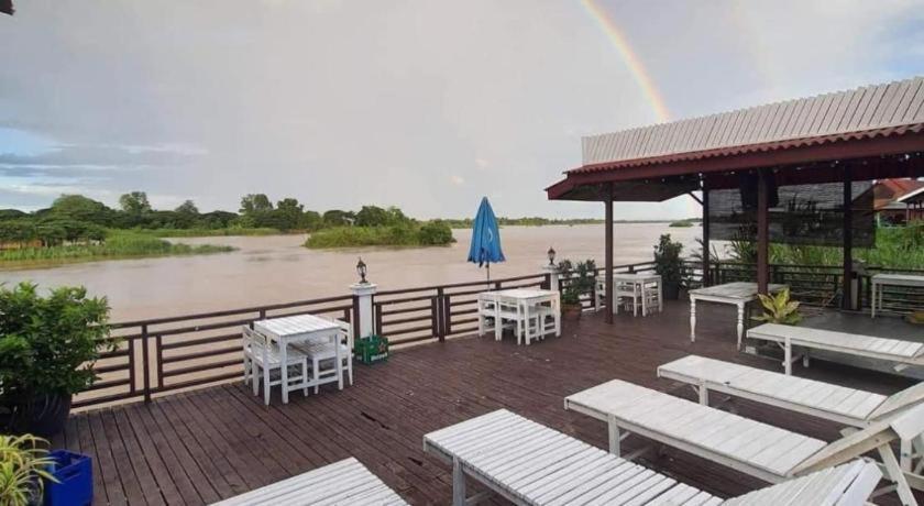 Golden Hotel Dondet Muang Khong Exterior photo